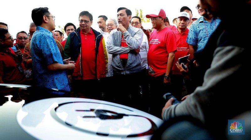 Kehadiran kendaraan yang ramah lingkungan ini sebagai solusi untuk mengurangi polusi udara di kota-kota besar seperti Jakarta