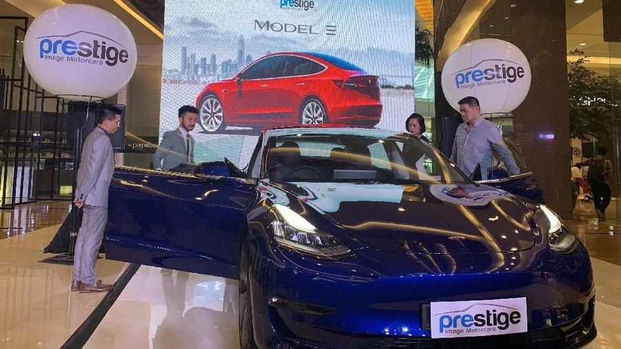 Importir mulai melirik pasar milenial kantong tebal untuk mobil listri Tesla Model 3