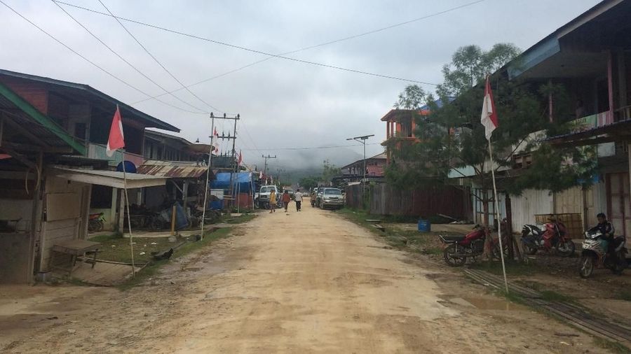 Susah sinyal yang dialami warga di Nunukan, Kalimantan Utara