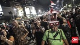 Gubernur DKI Jakarta Anies Baswedan membanggakan Jakarta Muharram Festival yang digelar malam ini di Bundaran HI, Jakarta Pusat. (CNN Indonesia/Bisma Septalisma)