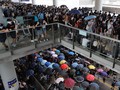 Takut Disasar Pedemo, Mahasiswa China Keluar dari Hong Kong