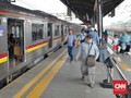 Kebakaran di Jakbar Padam, KRL Kembali Beroperasi