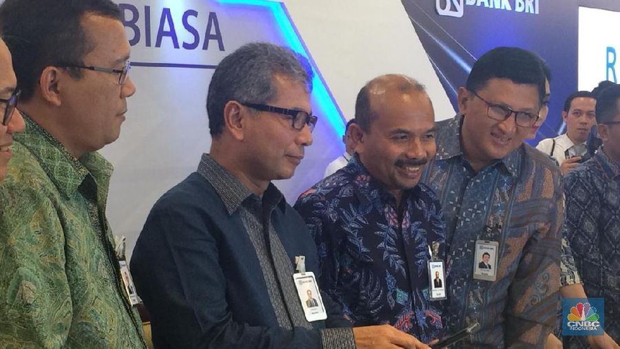 Dalam konferensi pers usai RUPSLB, Sunarso mengatakan bahwa perseroan di bawah kepemimpinannya tetap fokus pada pembiayaan UMKM.