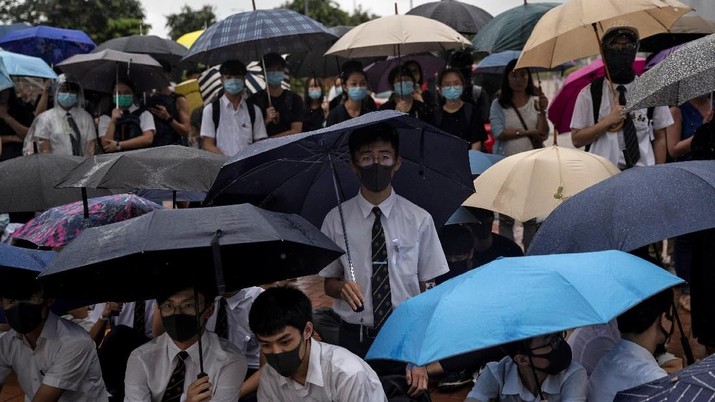 Hong Kong Berpotensi Adem, Bursa Asia Kompak Menghijau Indeks Hang Seng meroket 3,9%, indeks Shanghai menguat 0,93%, indeks Kospi naik 1,16%.
