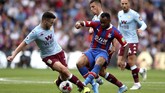 Crystal Palace mengalahkan Aston Villa 1-0 berkat gol Jordan Ayew, Sabtu (31/8). (Bradley Collyer/PA via AP)