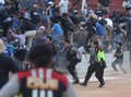 Bentrok Suporter di Laga Persik vs PSIM