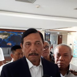 Luhut Pastikan RI Belum Terjangkit Virus Corona!