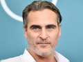 Joaquin Phoenix Produksi Film soal Perasaan Seekor Babi