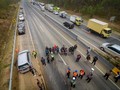 APV Sempat Terguling 50 Meter di Tol Jagorawi Usai Pecah Ban