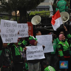 'Kicauan' Bos Taksi Malaysia yang Berujung Driver Gojek Demo