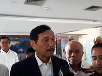 Harga Timah RI Ditentukan Singapura, Luhut: Kamu Bangga?