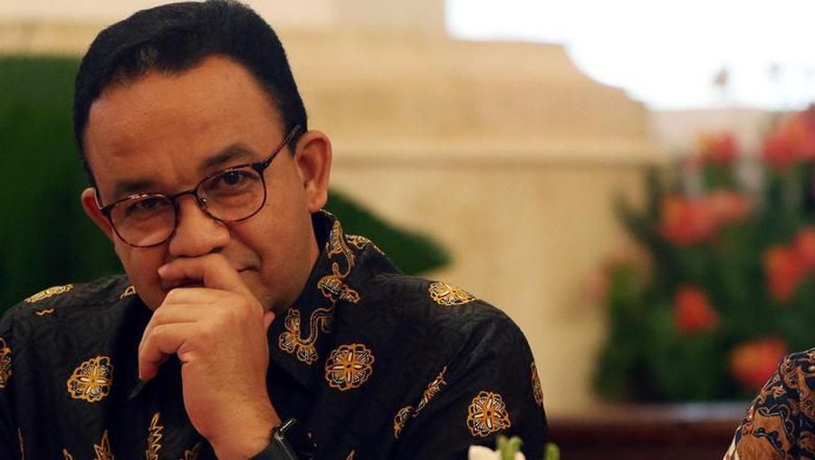 Gubernur DKI Jakarta Anies Baswedan menyatakan akan melanjutkan pemotongan jaringan telekomunikasi kabel serat optik ilegal