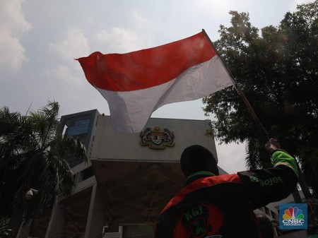 LIVE! Driver Gojek Demo Kedubes Malaysia