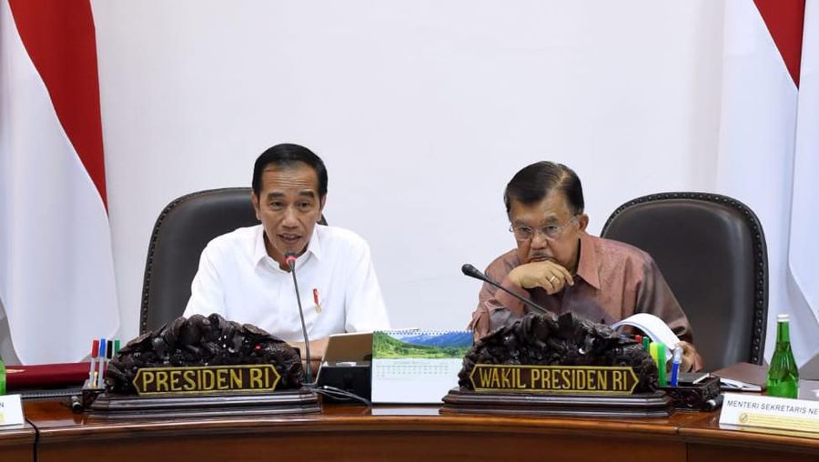 Pengusaha mengakui aturan dan perizinan di Indonesia memang ribet, tak hanya soal kewenangan tapi di lapangan.