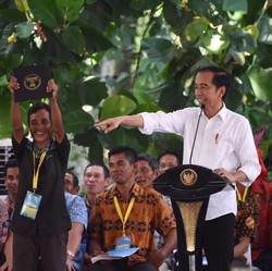 DPR Bakal  Revisi UU KPK, Jokowi: Saya Belum Tahu Isinya