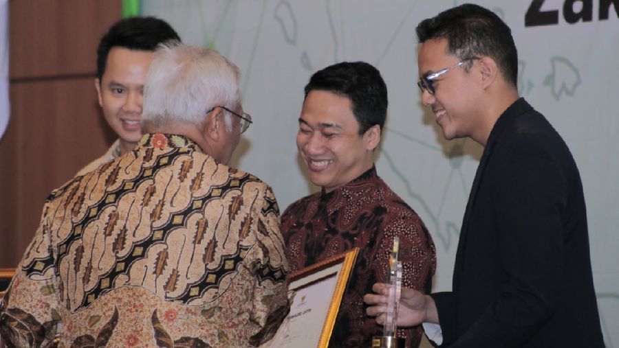 GoPay meraih penghargaan spesial dari Badan Amil Zakat Nasional (BAZNAS) - Baznas Special Award pada kategori Mitra FinTech.