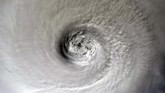 Badai Dorian merupakan topan terbesar yang pernah menerjang Bahama berdasarkan tekanan angin. (Christina Koch/NASA/Handout via REUTERS)