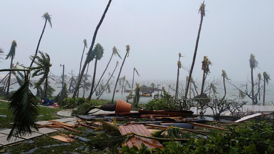 Jumlah korban jiwa mencapai 20 orang dan diperkirakan akan terus meningkat dengan berjalannya pencarian dan pemulihan.