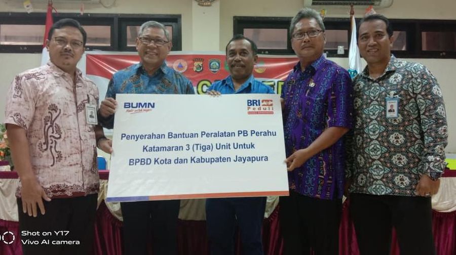 BRI menyalurkan bantuan Corporate Social Responsibilty (CSR) BRI Peduli untuk korban terdampak kerusuhan di Jayapura, Papua.