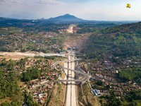 Yuk Intip! Terowongan Tol Terpanjang di Indonesia