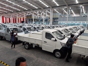 Video: Istana Beri Sinyal Mobil Nasional Masuk PSN
