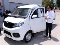 Jokowi: Wajib Kita Beli Esemka, Kalau Produk Lain Kebangetan