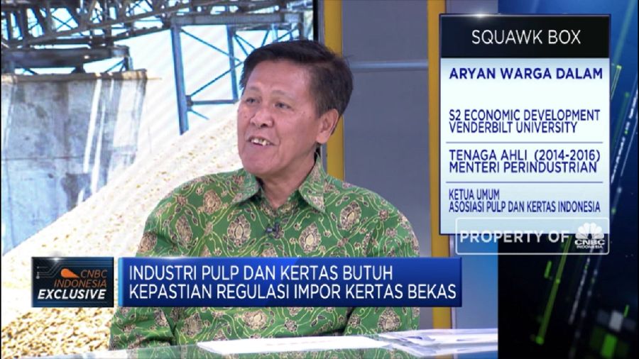 Industri kertas mengeluh soal bahan baku, buntut dari pembatasan impor sampah.