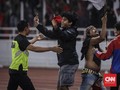 FOTO: Kerusuhan Suporter di Laga Indonesia vs Malaysia