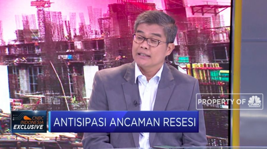 Saat ini investor memang mencari tempat investasi yang aman.