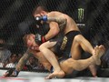 Khabib Diprediksi Menang Submission Lawan Ferguson