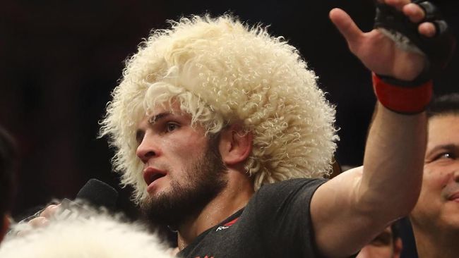 Tantang Khabib, Mayweather Diminta Antre