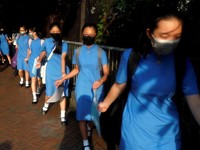 Demo Hong Kong, Ratusan Pelajar Bentuk Rantai Manusia