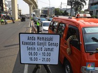 Tenang, Ganjil-Genap Motor di DKI Bisa Batal Diterapkan!