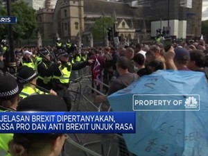 Brexit Makin Sengit, Massa Lanjutkan Unjuk Rasa