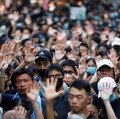 Pengadilan Hong Kong Vonis Penjara 45 Aktivis Pro-Demokrasi, Ada Apa?