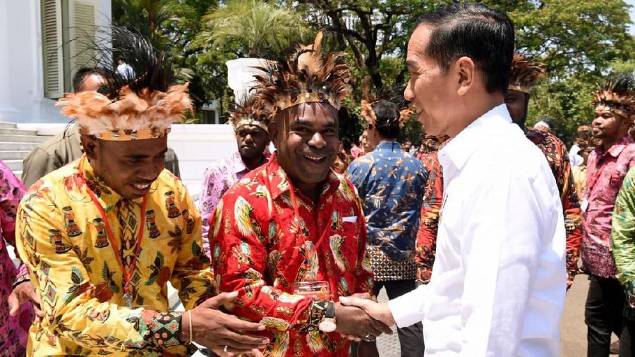 Presiden Joko Widodo (Jokowi) memutuskan untuk melebur sejumlah nomenklatur kementerian pada kabinet jilid II
