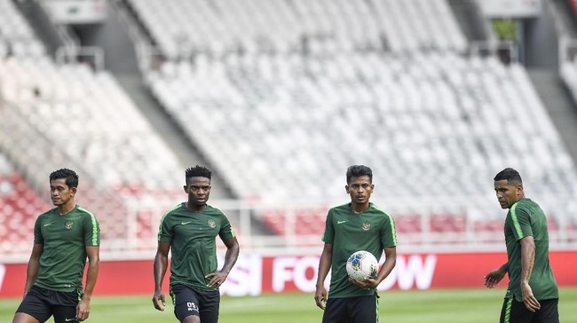 Unduh 8600 Koleksi Gambar Garuda Indonesia Vs Gajah Thailand Paling Baru 