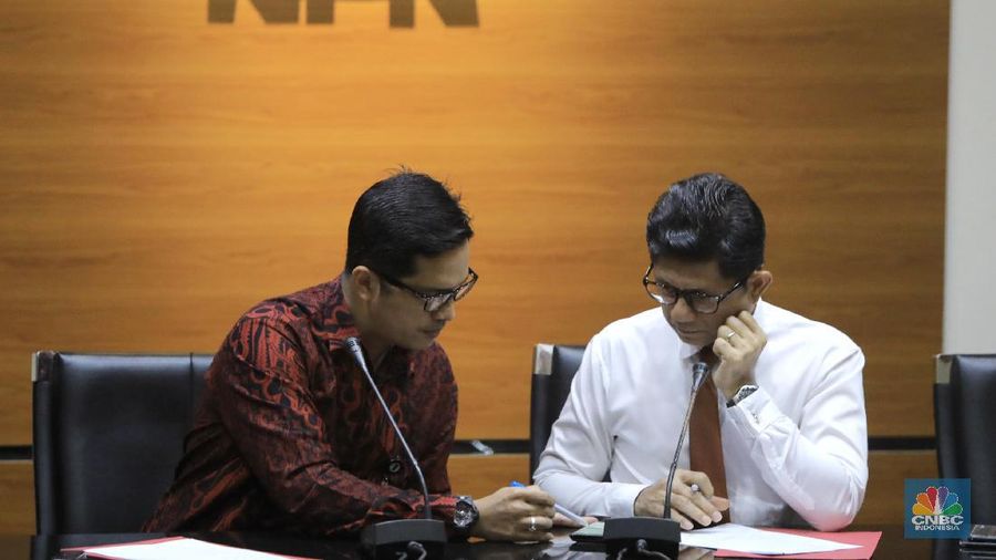 Komisi Pemberantasan Korupsi (KPK) menetapkan mantan VP Marketing Pertamina Energy Service (PES) Bambang Irianto (BTO) dalam dugaan perkara suap.