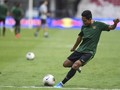 Hwang Hee-Chan Permalukan Van Dijk, Evan Dimas Ikut Populer