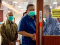 SBY Batal Buka Acara Partai demi Jenguk Habibie