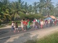 Peserta Aksi Jalan Kaki Suku Anak Dalam Jambi Kesulitan Air