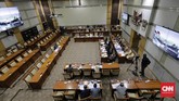 Nawawi Pomolango saat mengikuti uji kelayakan dan kepatutan calon pimpinan KPK dengan Komisi III, di Kompleks Parlemen, Senayan, Rabu (11/9). Selama beberapa hari terakhir, 10 capim KPK yang telah diseleksi pansel dan disetujui Jokowi mengikuti uji kelayakan.