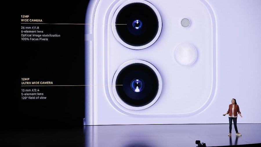 Apple Event tahun ini memperlihatkan berbagai produk baru dari Apple, seperti tiga model iPhone 11 yang mempunyai dua sampai tiga kamera belakang.