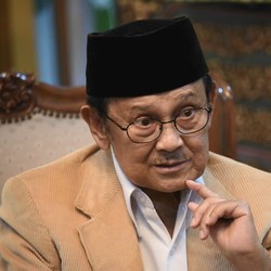 Kibarkan Bendera Setengah Tiang 3 Hari ke Depan