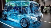 Minivan transparan ini masih dalam bentuk konsep. (AP Photo/Michael Probst)