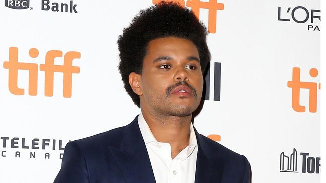 Netizen 'Takjub' Lihat Rambut Baru The Weeknd