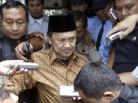 Jokowi Punya Esemka, BJ Habibie Ada Mobnas Maleo