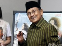 Putra Kedua Sebut BJ Habibie Tutup Usia Karena Gagal Jantung