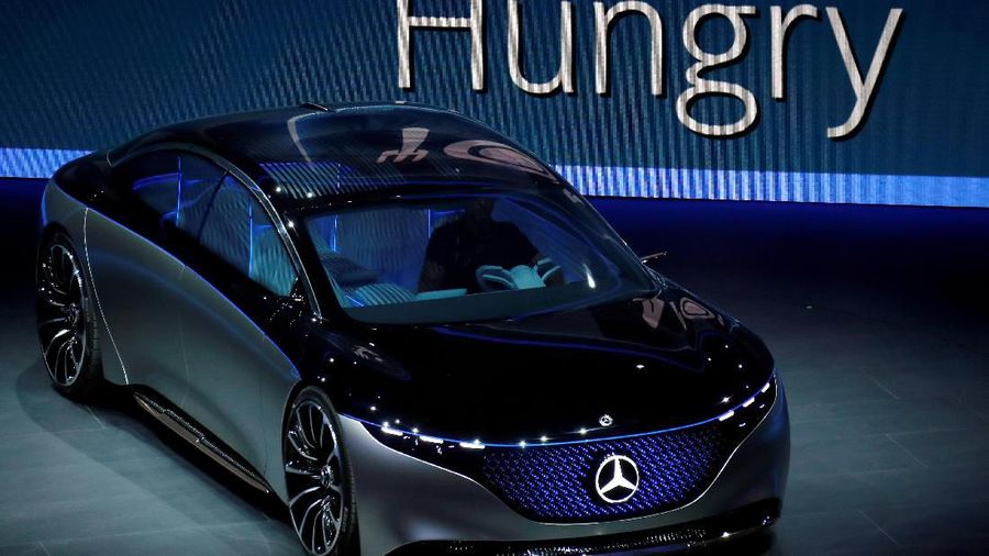 Pameran mobil di Jerman tersebut memperlihatkan berbagai model mobil listrik terbaru dari perusahaan pembuat mobil besar dari seluruh dunia.