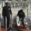 Lepas Habibie, Jokowi: Selamat Jalan 'Mr Crack', Sang Pionir